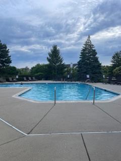 3 bedroom with Free parking close to ORD airport - 5