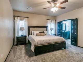 Upstairs Work Suite with Lounge and Half Bath - 5