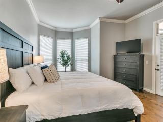 Your Gated Community Haven in Providence! - 1