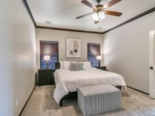 4BR Edmond Home Backyard Walking Trails - 8