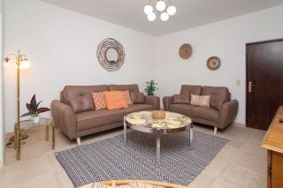 Spacious 2 Bedroom 2 Bath Flat with Large Terrace - 5
