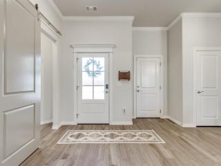 Villa Valeria Way Stylish Family Living - 8