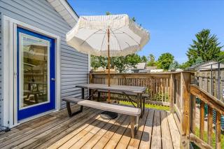 Fall Getaway|Crystal Beach Passes|Hottub|FirePit - 3