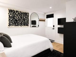 Boutique DC Retreat - 3