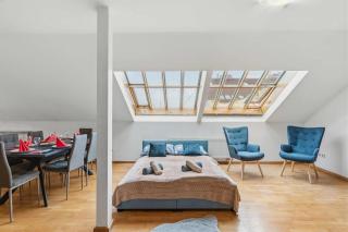 Reunion Luxury Suite - 1