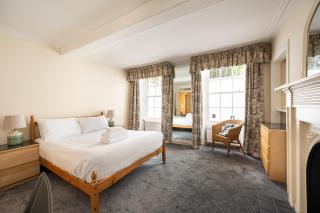 Spacious flat near city centre - Edinburgh - 0