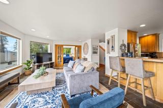 Silver Beach Retreat - 1