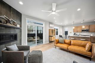 Riverside Retreat - 0
