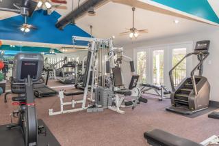 Cozy 2-bedroom retreat in West Lubbock - 5