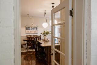 The Hatchery House Spacious Historic Getaway - 5