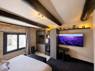 Auberge Nostradamus, Appartement 4 - 7