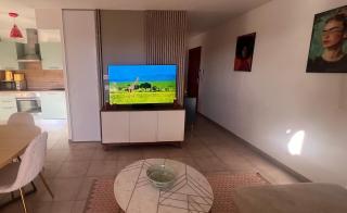 Charming, quiet apartment with a view - 6