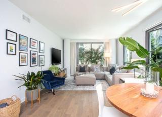 Two Bedroom Condo with Rooftop Pool and Ocean View - 4