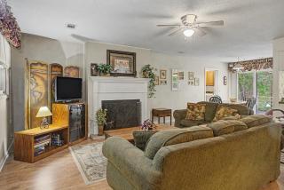 90 Santistaban Way - 9