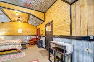Creek Access & On-Site Trails: Serene Ozark Cabin - 1