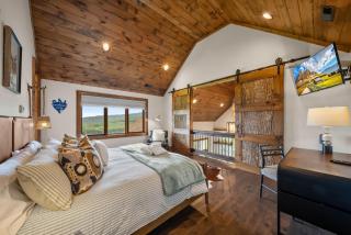 Breezeway Lodge at Eagles Nest - 3