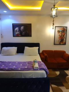 Weltons Apartments - 2