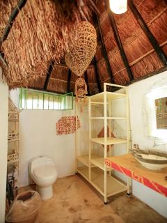 Hotel and Museum Aldea Maya Toktli Orígenes - Pool, Wifi Starlink & Mayan House Museum Tour - 4