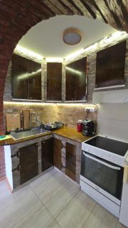 Lakeside cottage with private beach & boat rental - 5