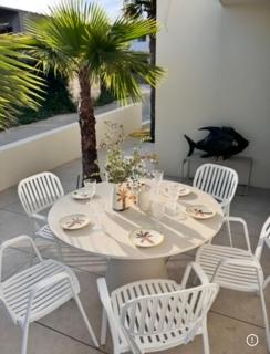 Villa ENVI Living Private Pool - 100m to Beach - 2