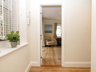 Sheplegh Court Garden Apartment - 7