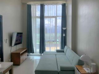 8Newtown Boulevard 1BR Poolside Stay Near Beach & Airport - 6
