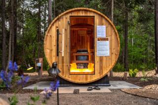 The West Glacier Cabin- Hot Tub, Firepit, Sauna - 9