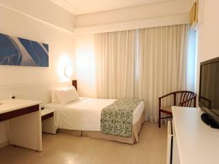 Boulevard Plaza - 5