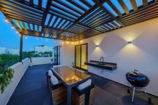 Luxury 5 Bedroom Villa - Private Heated Pool - Movie Theater - Gated Community - fits 11 - 3