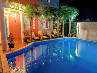 Hary's Aparthotel - 8