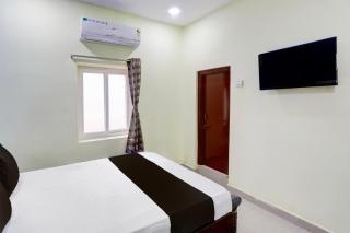 Hotel O Classic luxury Rooms - 8