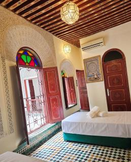 Riad Moulay Fes - Authentic Hospitality & Dining - 4