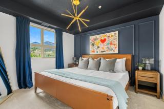 Velvet Noir | Outdoor Pool | Hot Tub | Gym | Pets - 7