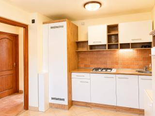 Árpád Apartman - 3 Bedroom Family Apartment with Parking - 1