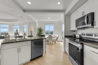 Modern Muse - Huge 3BR Apartment in Heart of SM - 2