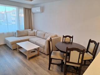 2-Bedroom Apartment in Tsarevo for Relaxing Stays - 4