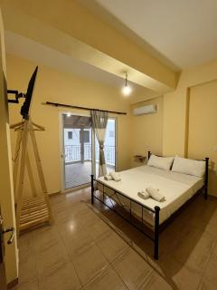 Panthouse - 3
