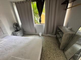 Nice room north of Cali, close to Granada - 8