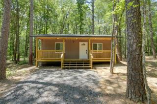 Great for Couples! Secluded Sanctuary in Cabot - 0