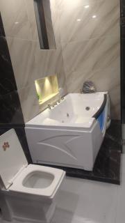 Luxury 3-Bedroom with Jacuzzi, Kitchen & TV Lounge 1 Kanal - 7