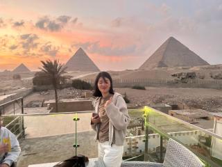 Residents Scarab Pyramids View - 9
