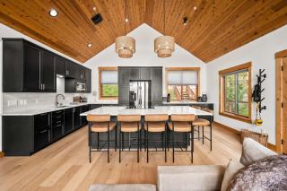 Moonrise Trail Lodge - 8