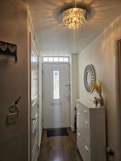 3 bed mid terraced house with 2 allocated parking spaces with recliner sofa - 5