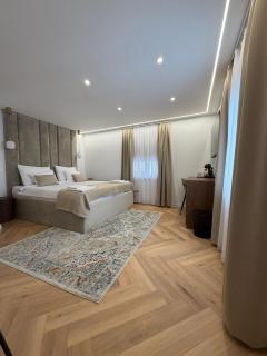 The Elysium Rooms - 9