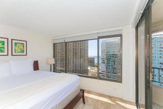 Two Bedroom Discovery Bay High Rise Condos with Lanai & Gorgeous Views - 3