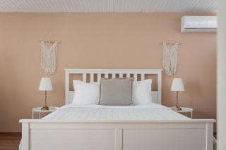 Acropolis Hideaway Loft - 7