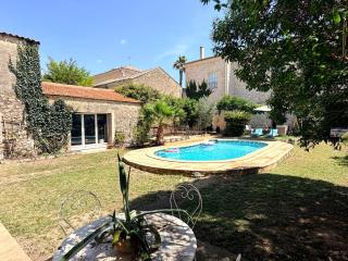 Vigneronne centre ville avec piscine - 2