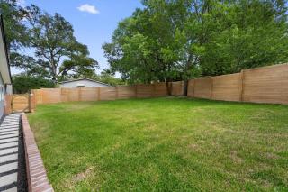 4BR I 3BA Upgraded Stay I Close to DT & Airport I Fast WIFI & Office - 7