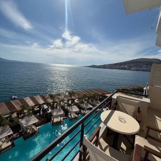 Beachfront Apartaments - 0