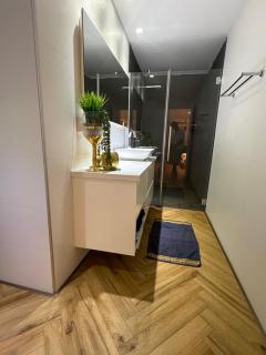 rooms 48 - 4